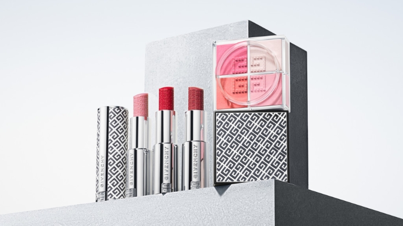 Givenchy全新高訂禁忌潤(rùn)唇膏Le Rouge Interdit Baume/各$375，備有N21淡粉色、N22玫瑰木色及N23洋紅色。