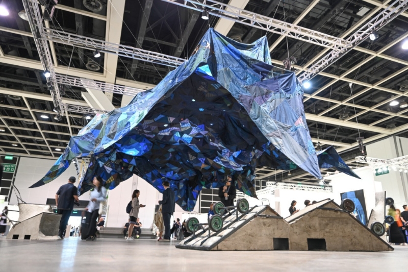 《Art Basel香港2023》林嵐場域特定作品《推車派對》（EN2）