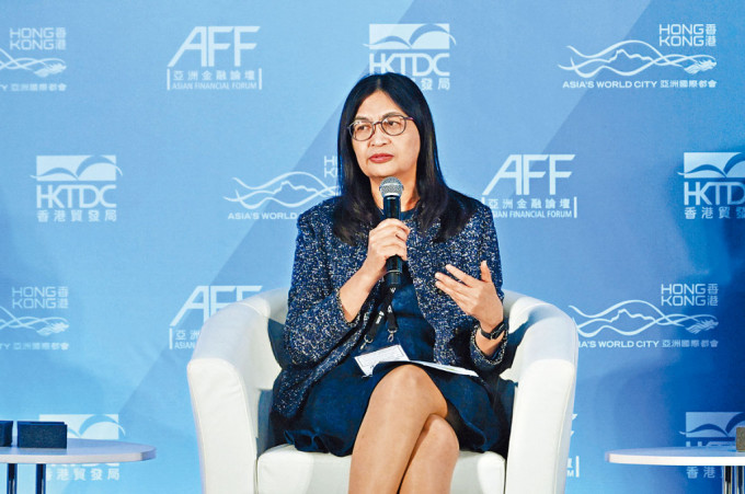 梁鳳儀