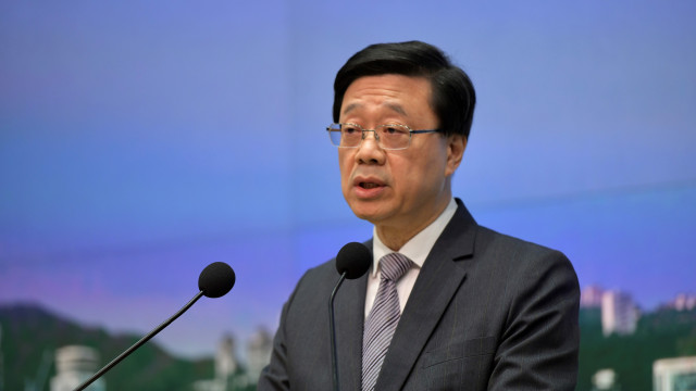 李家超