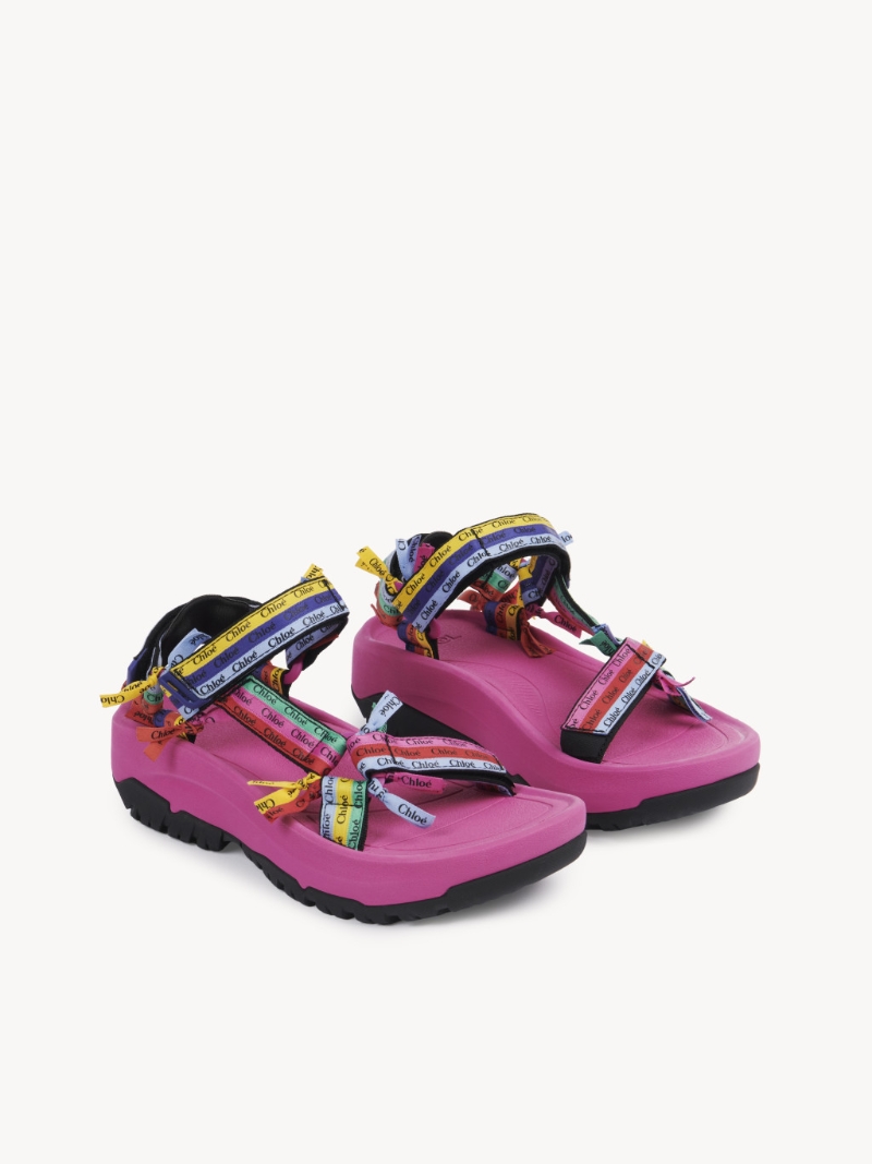 涼鞋2023|Chlo&eacute;×Teva限量系列Hurricane XLT2 Ampsole涼鞋/$4，700/。