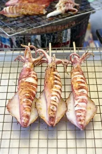 楊千嬅演出服撞衫燒魷魚(yú)