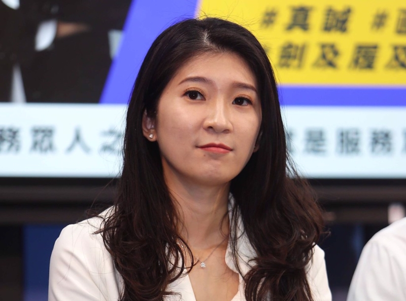 李明璇