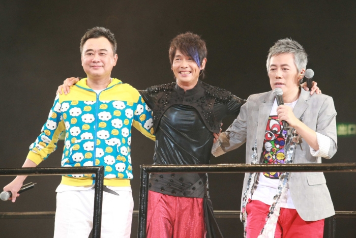 陳升2009年曾與張宇、黃品源在紅館開(kāi)演唱會(huì)。