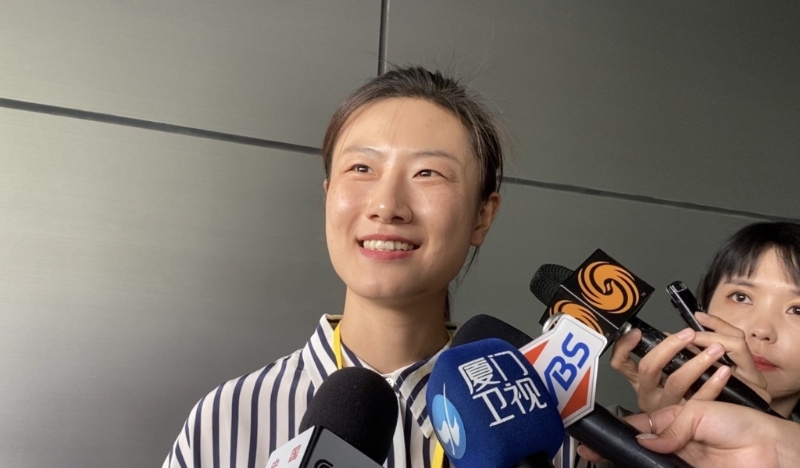丁寧采訪