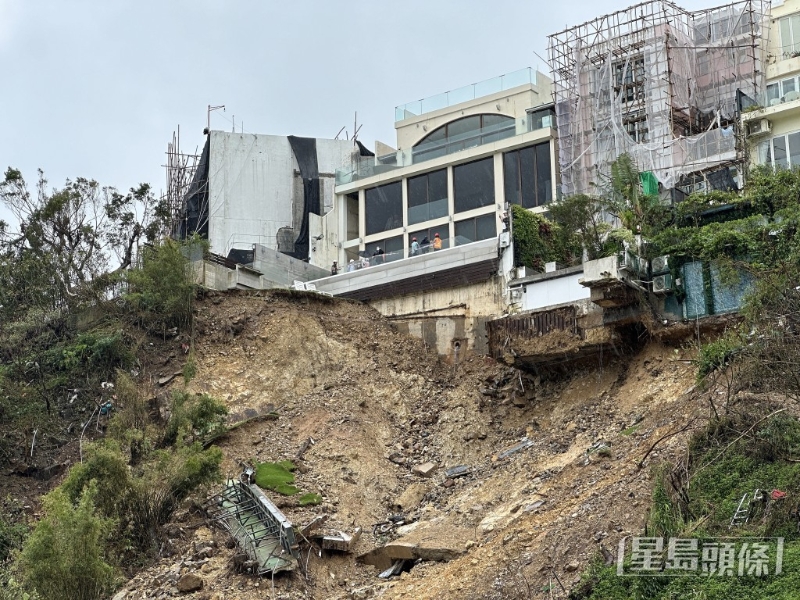 72號屋部分地基懸空。 資料圖片