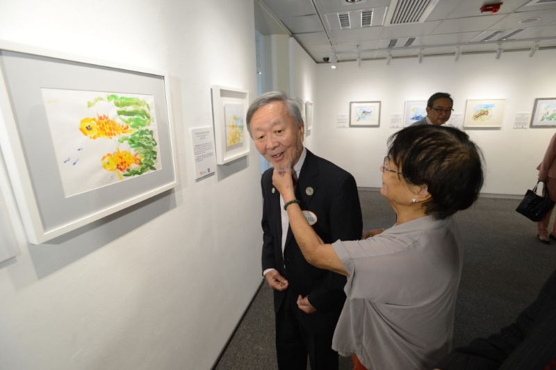光纖之父高錕教授個人巡回畫展暨高錕慈善基金5周年慶祝活動。 星島資料圖
