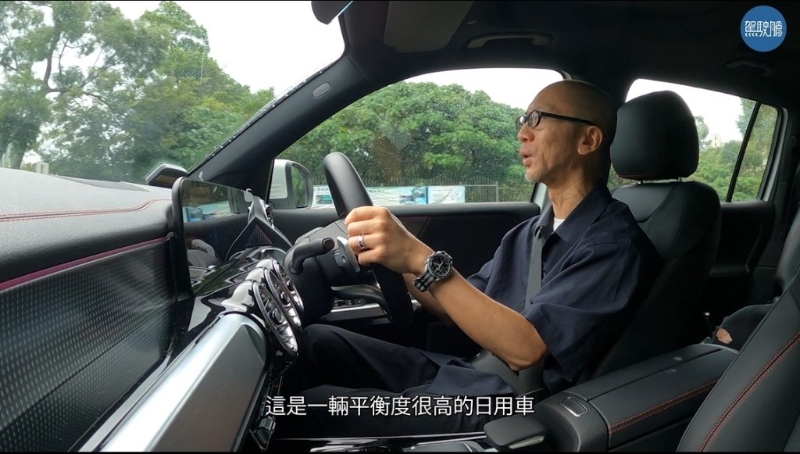 主編認(rèn)為平治EQB250是一輛平衡度很高的日用車。