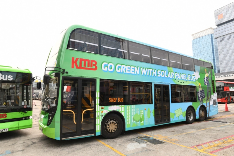 今年底至明年內繼續(xù)試驗更多新能源車輛，包括電動公共小巴、氫能雙層巴士。