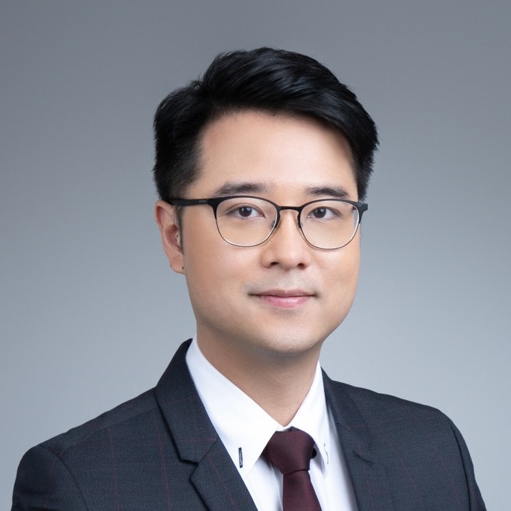 認可財務(wù)策劃師李澄幸曾指出，過去投資移民申請者，或因投資心切，誤信傳聞或騙徒建議，導(dǎo)致資產(chǎn)轉(zhuǎn)移到不法人士手上。