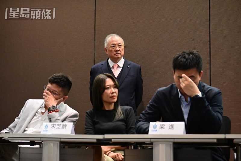 自由黨則取得8席。 該黨派4人參加直選，有3人當(dāng)選，只得灣仔區(qū)的宋芝齡一人落敗; 間選派3人參選，2人當(dāng)選，另有3人獲委任。 資料圖片