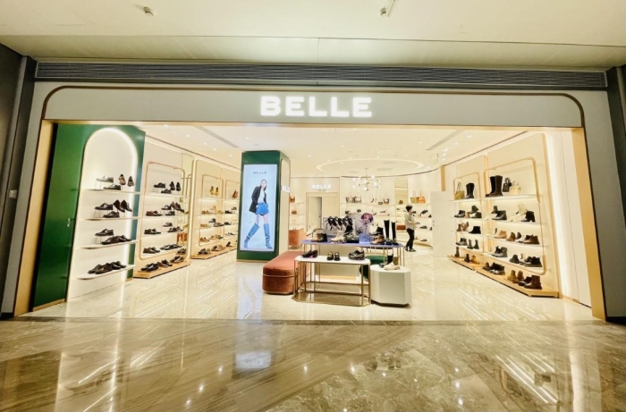 BELLE百麗主打優(yōu)雅與型格鞋履。