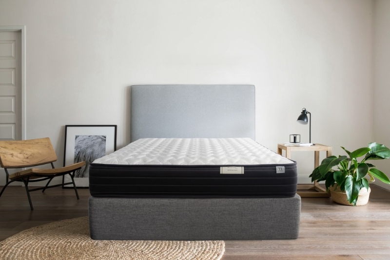 Sealy SpineCare ONE專利護(hù)脊系列床褥原價(jià)$9,880至$22,480、現(xiàn)售$4,940至$11,240S。