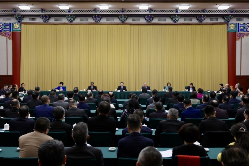 在政協(xié)禮堂召開的聯(lián)組會(huì)議，丁薛祥亦有出席。