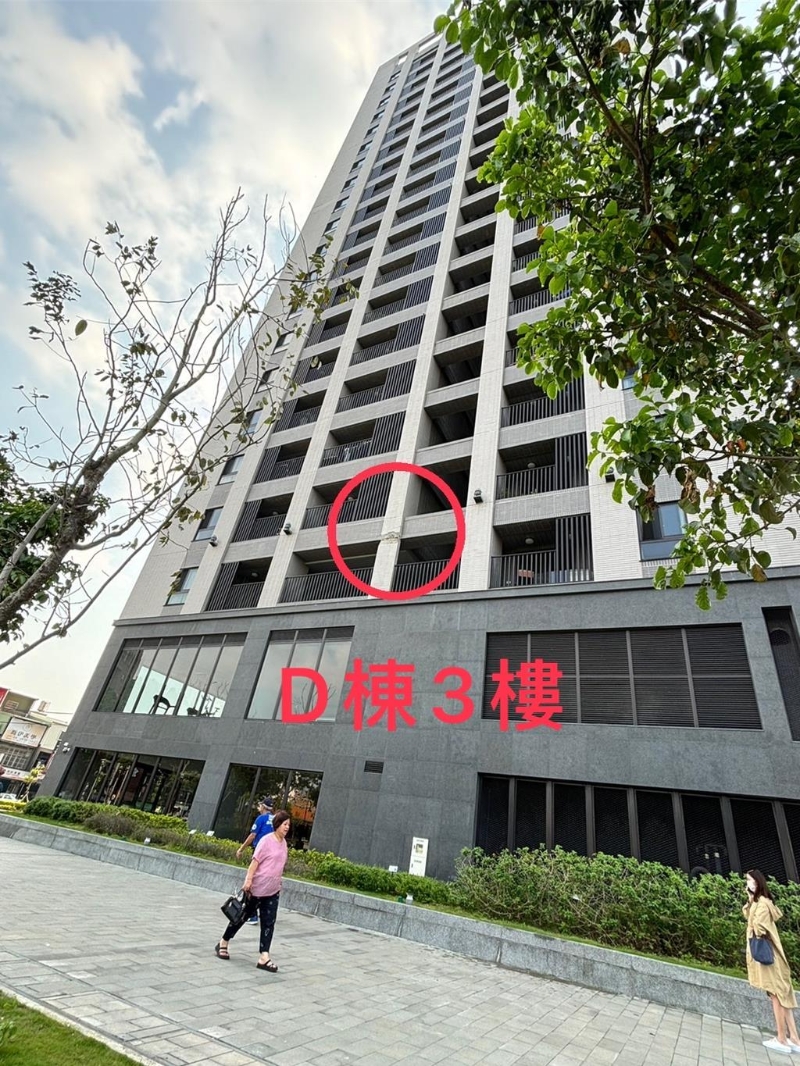 中壢一號宅外墻梁柱裂！1