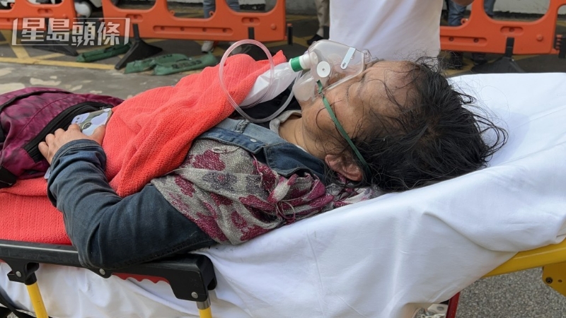 其中一名女傷者送院。