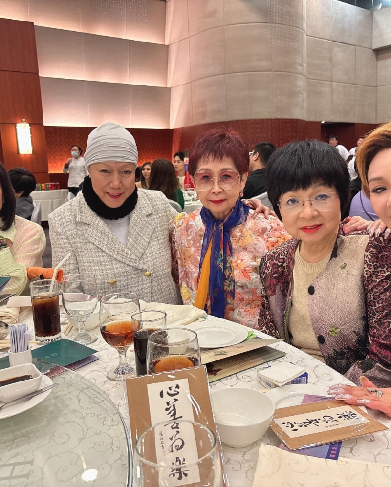 撞樣羅家英