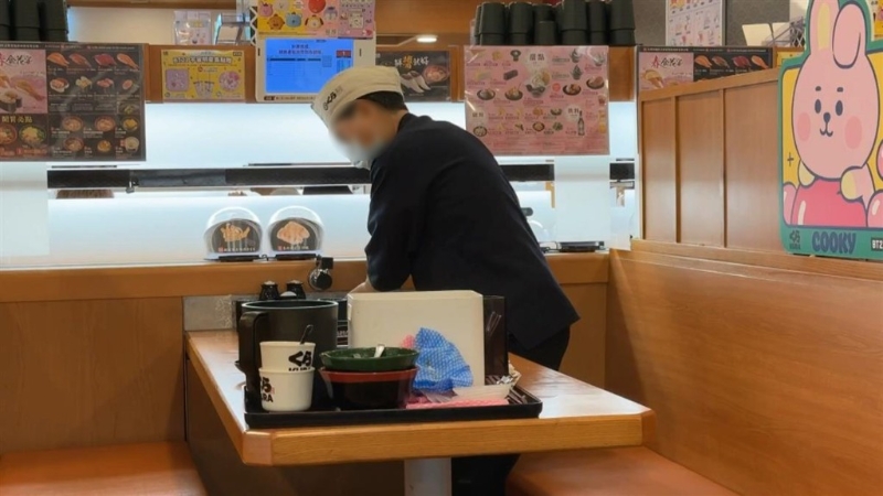 壽司店事件引發(fā)食安危機(jī)（影片截圖：東森新聞）