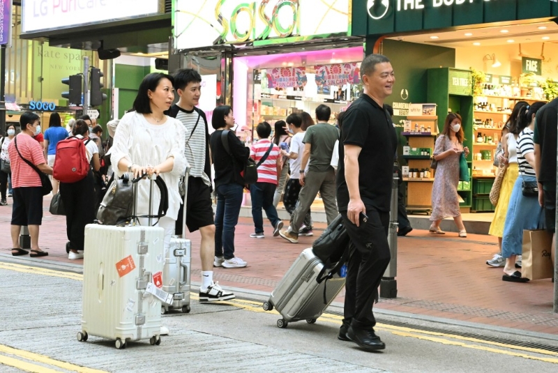 香港旅游業(yè)界對(duì)暑假旺季來(lái)港客量感樂(lè)觀(guān)。 資料圖片