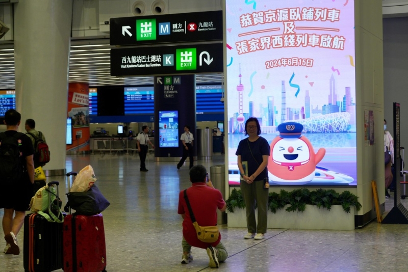 港鐵于6月15日正式開(kāi)通香港往來(lái)湖南省張家界西的高鐵長(zhǎng)途線。