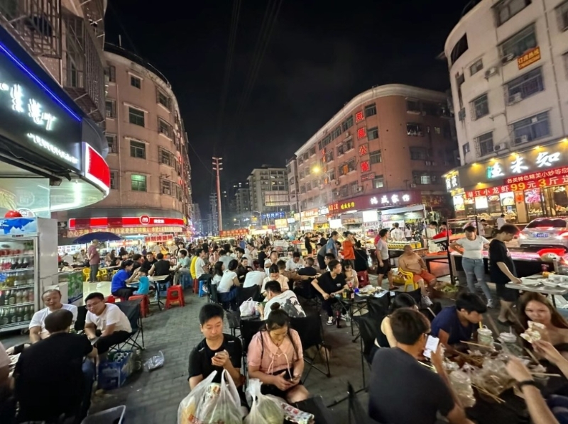 坦洲十四村夜市 平民夜總會(huì)