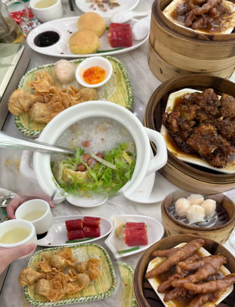 彩點(diǎn)茶樓