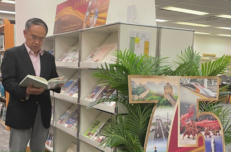 局長(zhǎng)許正宇稱指自上任以來(lái)，與內(nèi)地部委的領(lǐng)導(dǎo)多次會(huì)面，討論如何鞏固和提升香港作為國(guó)家國(guó)際金融中心的地位。 財(cái)經(jīng)事務(wù)及庫(kù)務(wù)局FB圖片