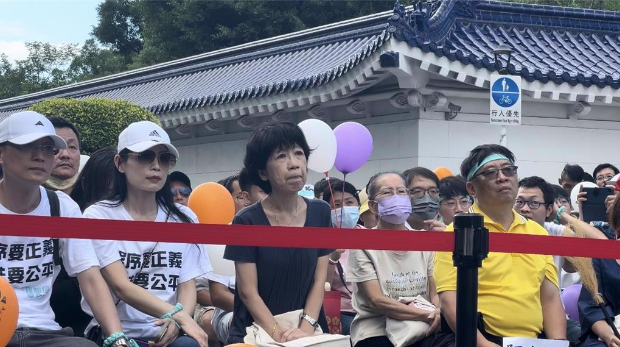鋼鐵小草曝“有更激烈行動”