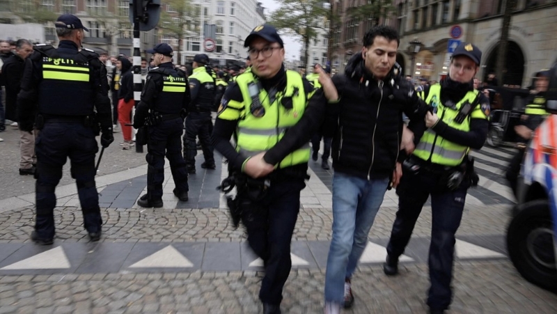 以色列球迷在阿姆斯特丹遭“快閃攻擊”，警拘62人。 路透社