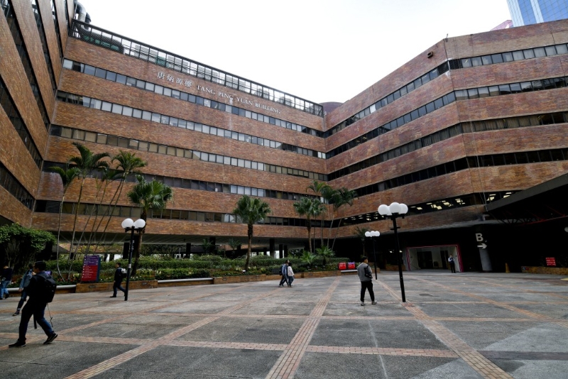 而近日QS公布的「2025年亞洲大學排名」中，理大更位列第17位，較去年躍升6位。