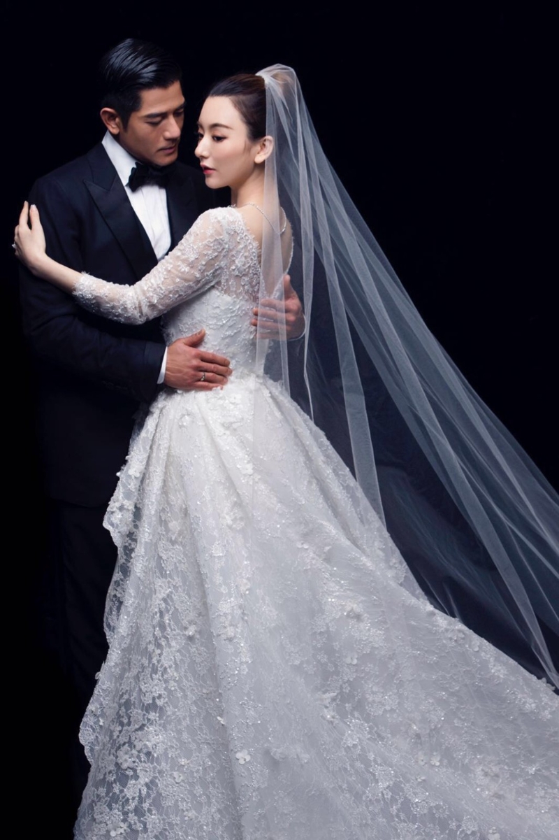 郭富城2017年與內(nèi)地網(wǎng)紅方媛（Moka）結(jié)婚。