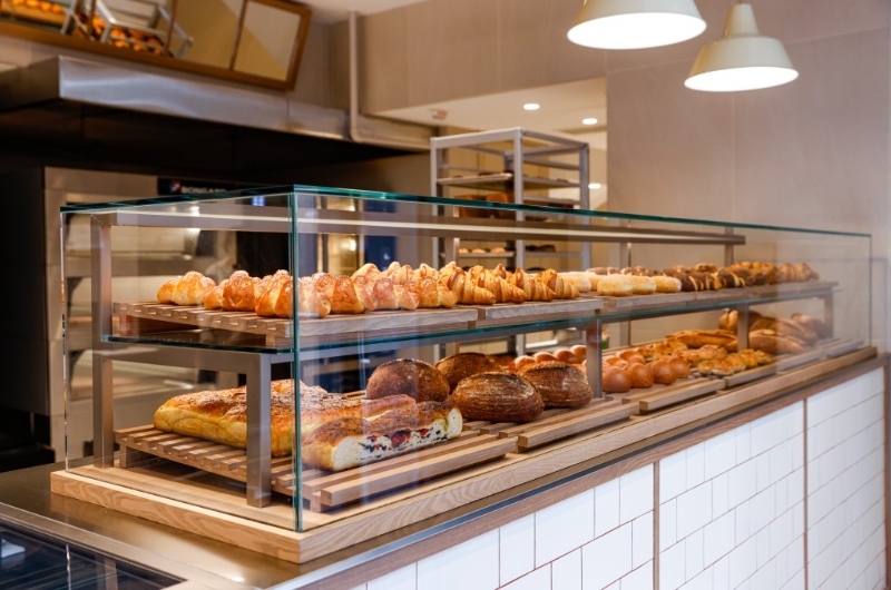 TruffleBAKERY香港店位于銅鑼灣勿地臣街 ，一共兩層、佔地3,000呎