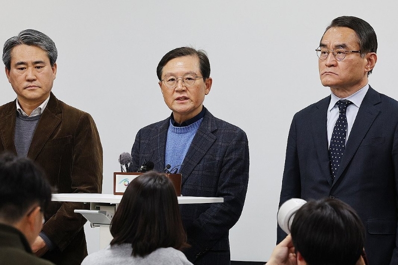 律師