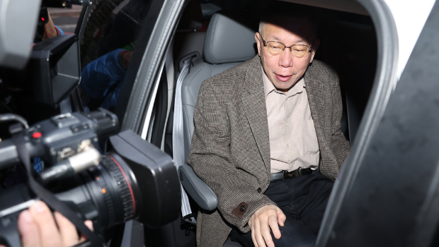 身陷京華城等案的民眾黨前主席柯文哲提出抗告遭駁回。