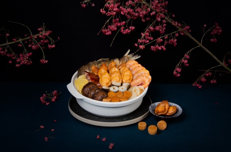1. 逸東軒 米芝蓮一星推介“星級鮑魚盆菜”