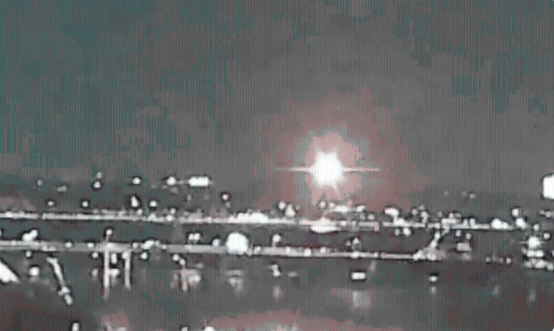 撞機(jī)