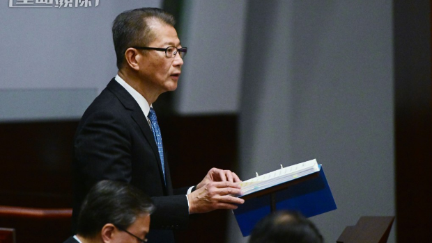 財政司司長陳茂波公布新一份《財政預算案》。