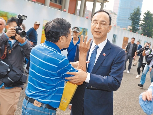 朱立倫
