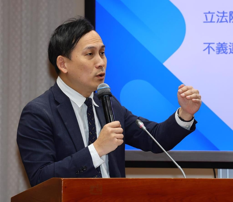 葉元之反罷免熱戰(zhàn)需要在地大咖相助