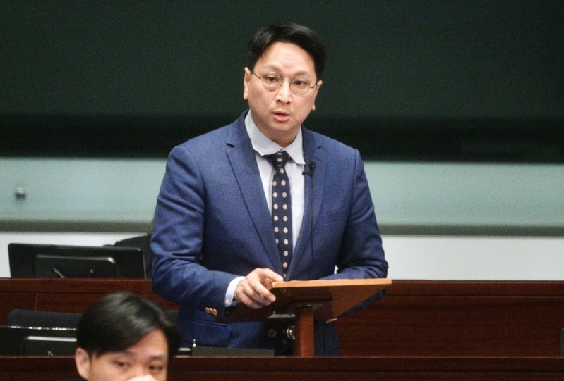 工聯(lián)會鄧家彪公開呼吁長和實業(yè)對港口交易三思停售。