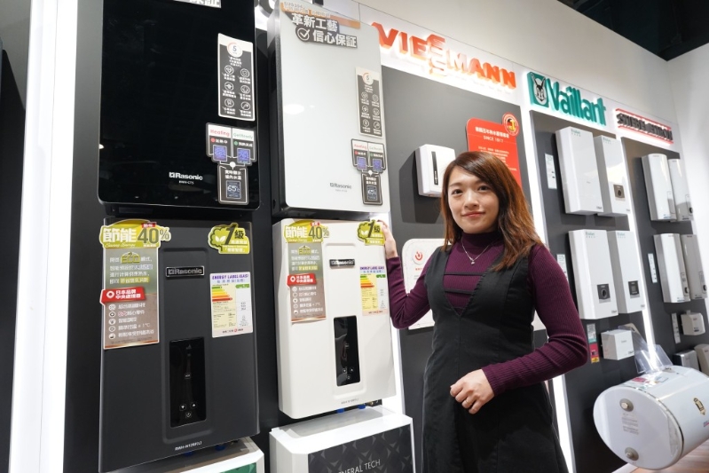 理廚房及浴室爐具電器的安力貿(mào)易有限公司董事及總經(jīng)理陳穎雯（Mabel）指出，顧客或會(huì)上網(wǎng)看信息并自行安裝，此做法十分危險(xiǎn)。