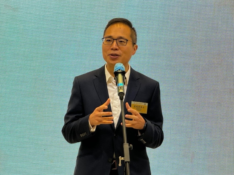 羅越榮博士