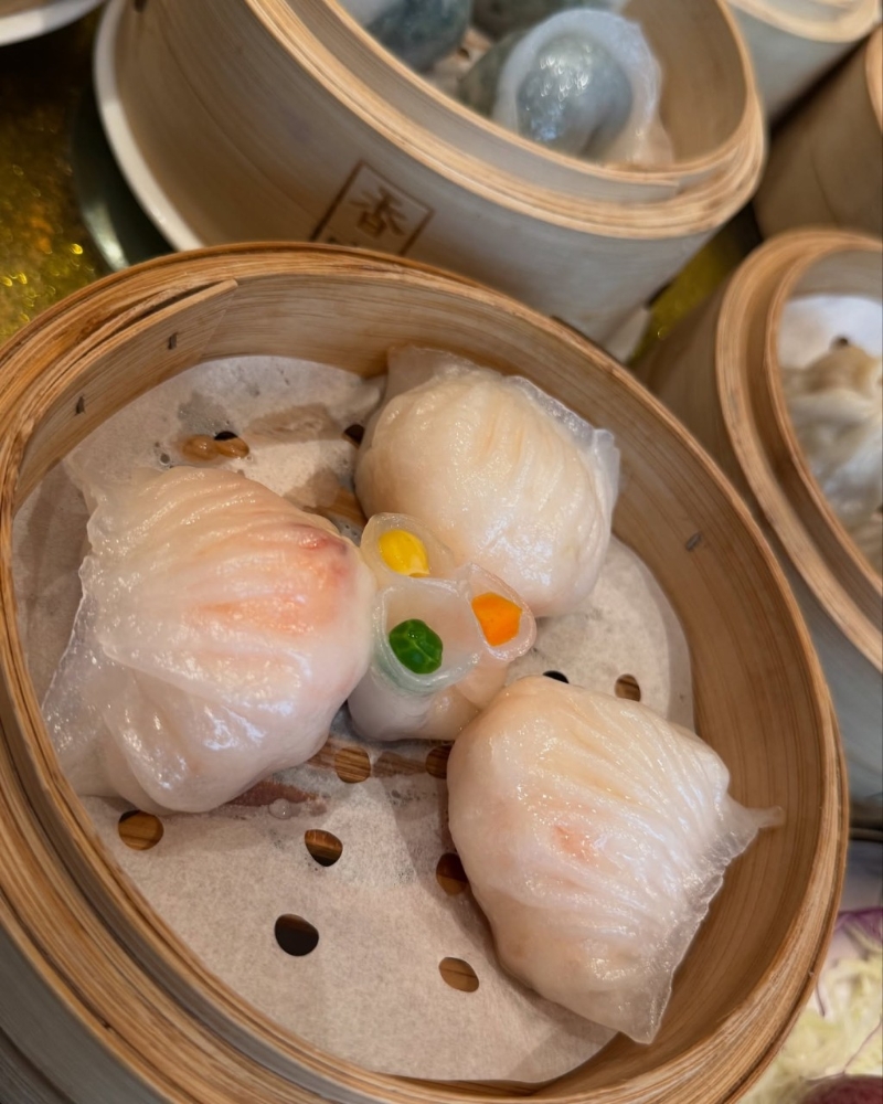 深圳香格里拉酒店“香宮”點(diǎn)心放題供應(yīng)逾百款點(diǎn)心，包括水晶鮮蝦餃（lctyfamily@Threads）