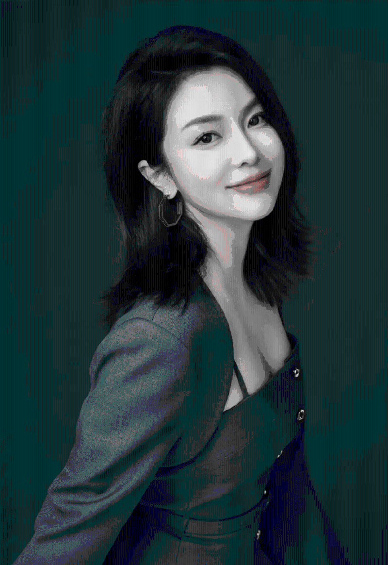 原配李艷。