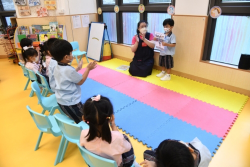 2025至26學(xué)年半日制和全日制／長全日制的學(xué)費上限維持不變。