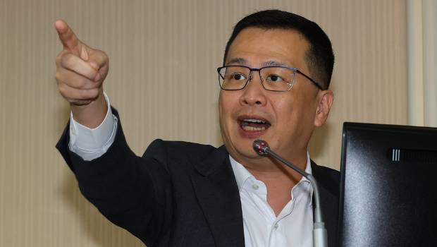 羅智強(qiáng)