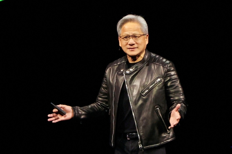黃仁勛聲稱，增加美國制造，有助于滿足對AI芯片和超級計算機日漸增長的需求、加強自身供應鏈并提高彈性。 路透社