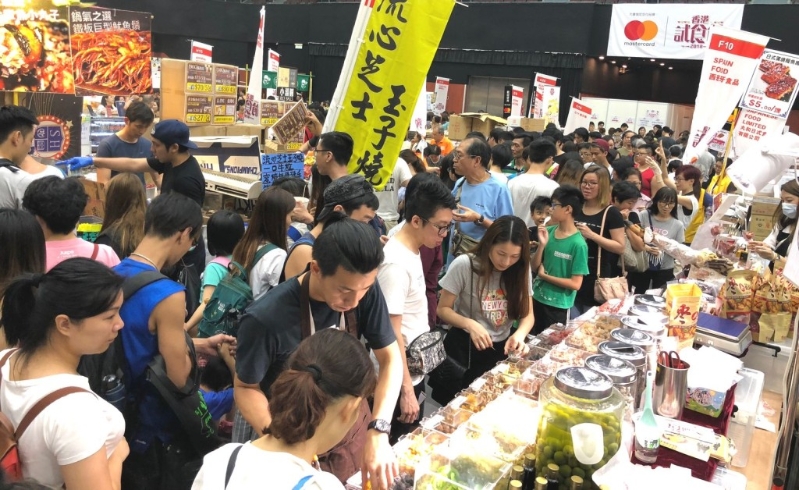以“預(yù)先試食?安心選購(gòu)”為購(gòu)物模式，大家可即場(chǎng)品嘗后才決定購(gòu)買。
