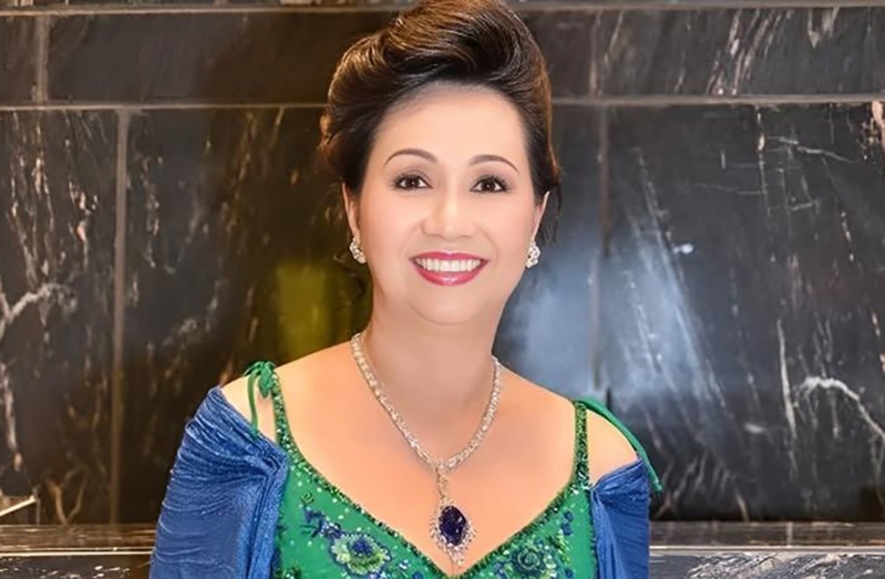 曾是越南女首富、房地產(chǎn)商萬(wàn)盛發(fā)集團(tuán)創(chuàng)始人張美蘭（Truong My Lan）被控以欺詐借貸的方式挪用近千億元。