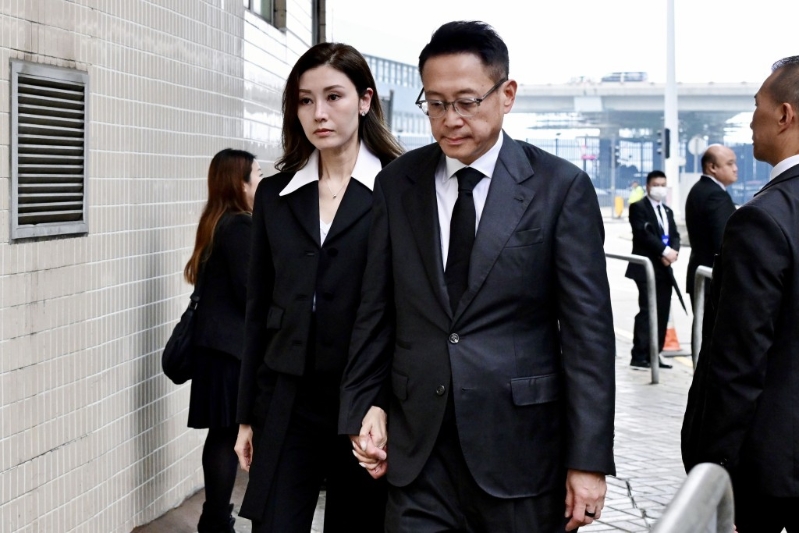 許晉亨及妻子李嘉欣。（劉駿軒攝）